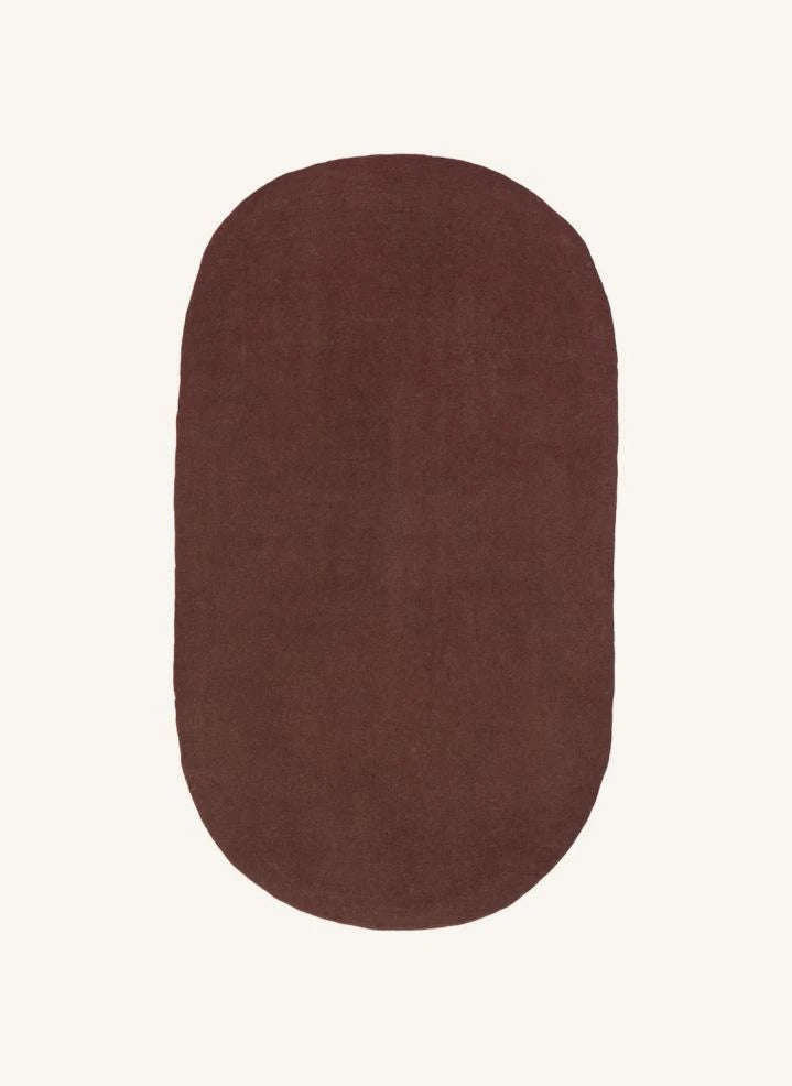 Muskhane - Alfombra oval de fieltro | Caoba
