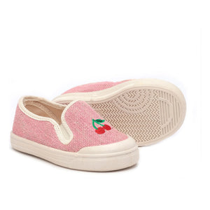 Pèpè - Sin cordones con bordado de cerezas sobre camisetas rosas