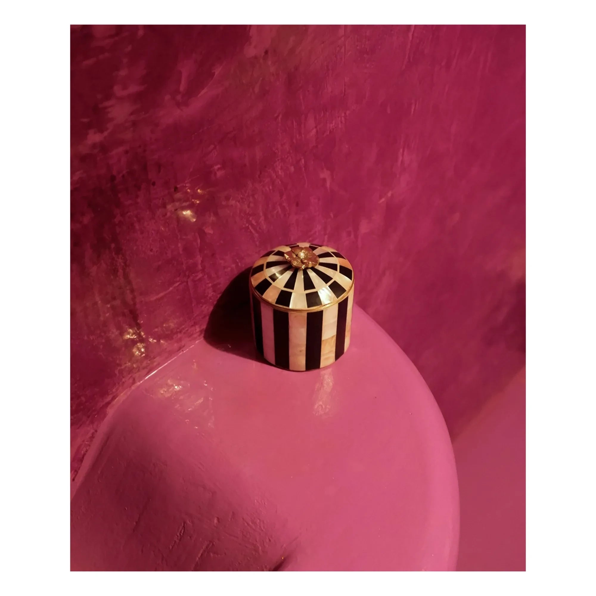 Doing Goods - Zoey Circus Box | Negro