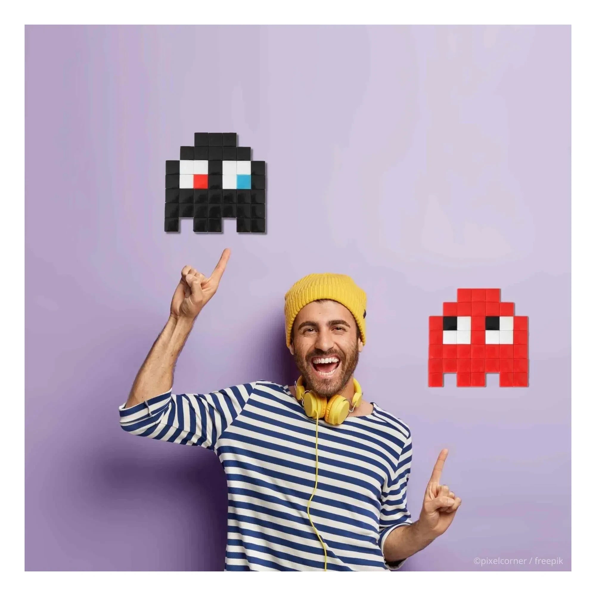 Pixel Corner - Kit de Pixel Art - Pequeño Alienígena | Negro