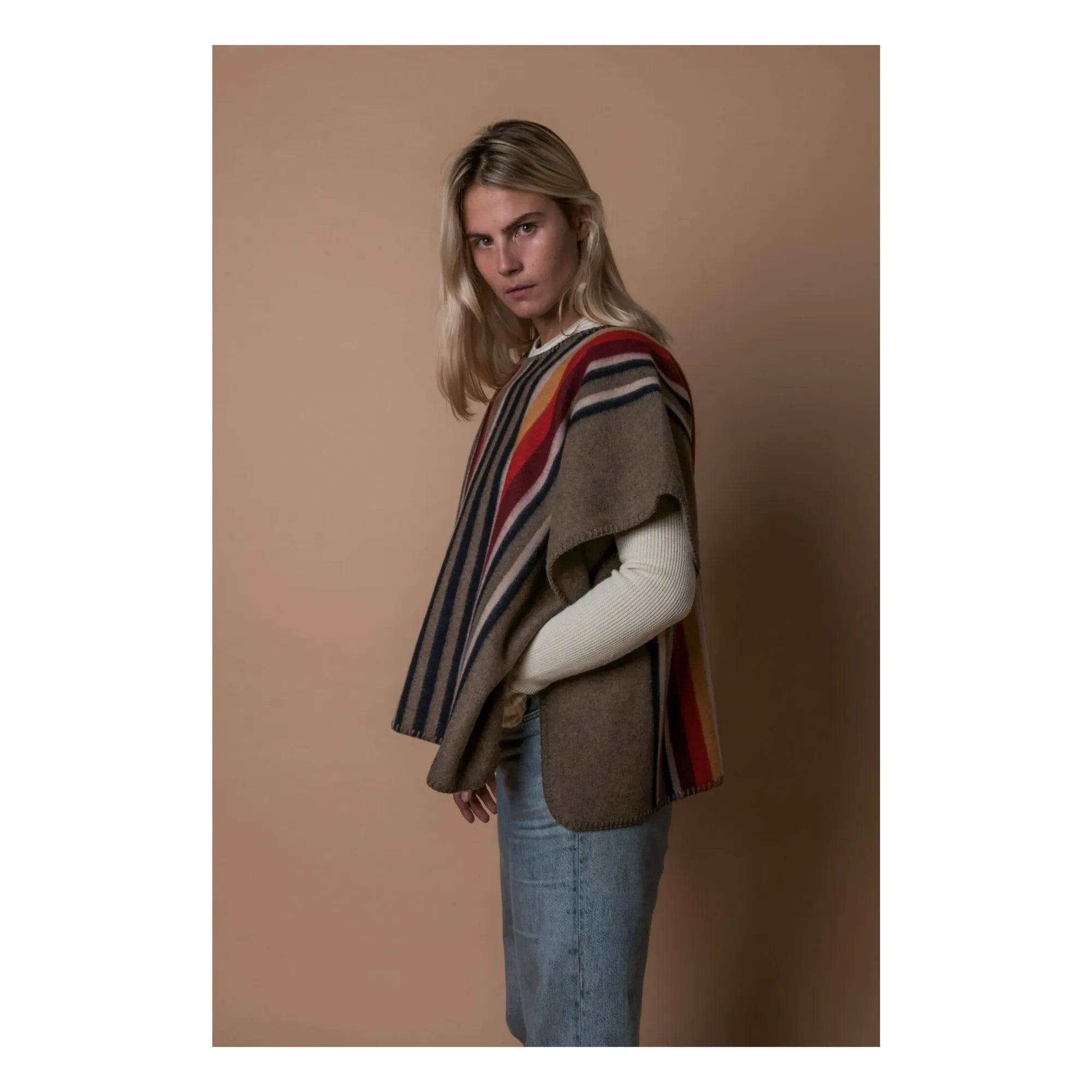 La Méricaine - Poncho largo Apache de lana reciclada | Gris