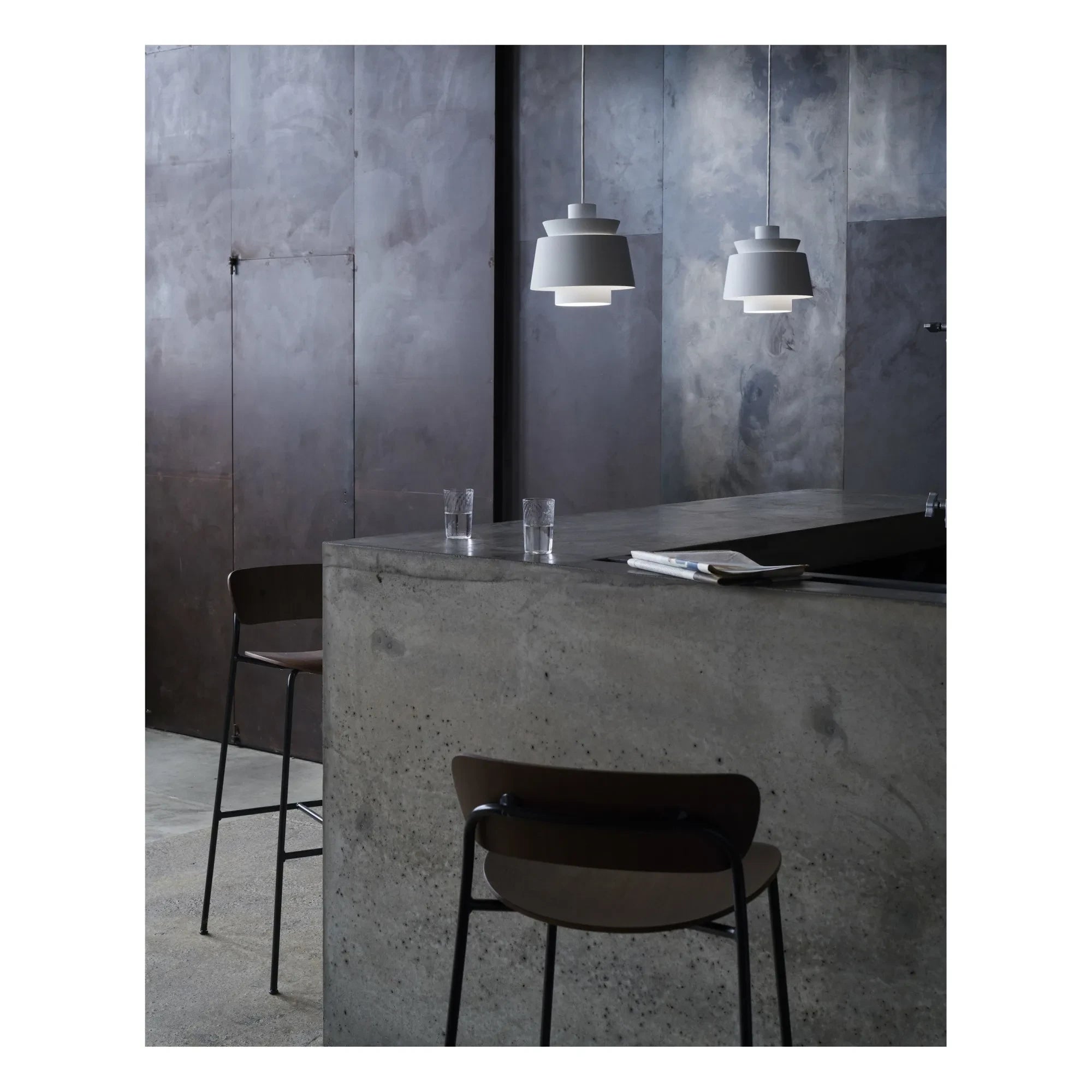 & Tradition - Taburete Pavilion AV7 | Nogal