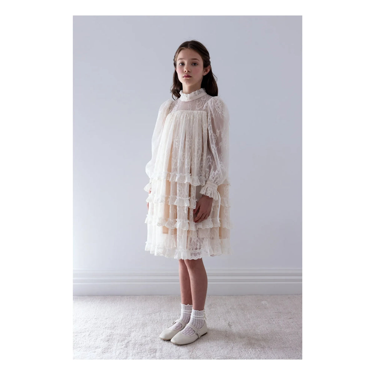 Petite Amalie - Vestido Fruncido de Encaje | Crema