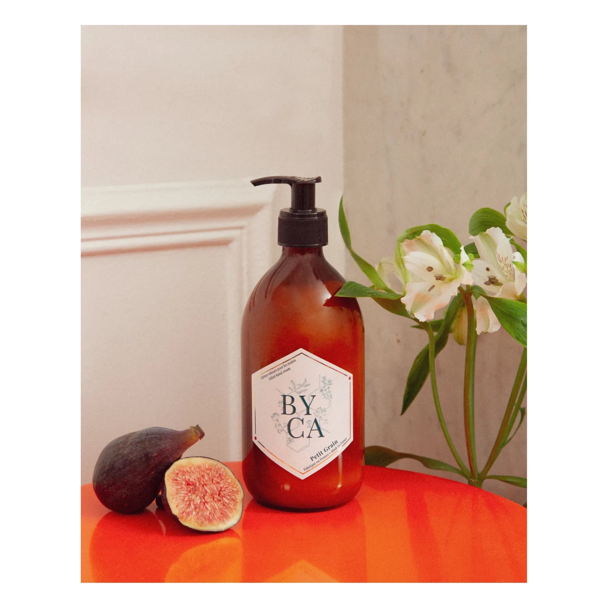 Byca - Crema de Manos Aterciopelada Petit Grain - 480 ml