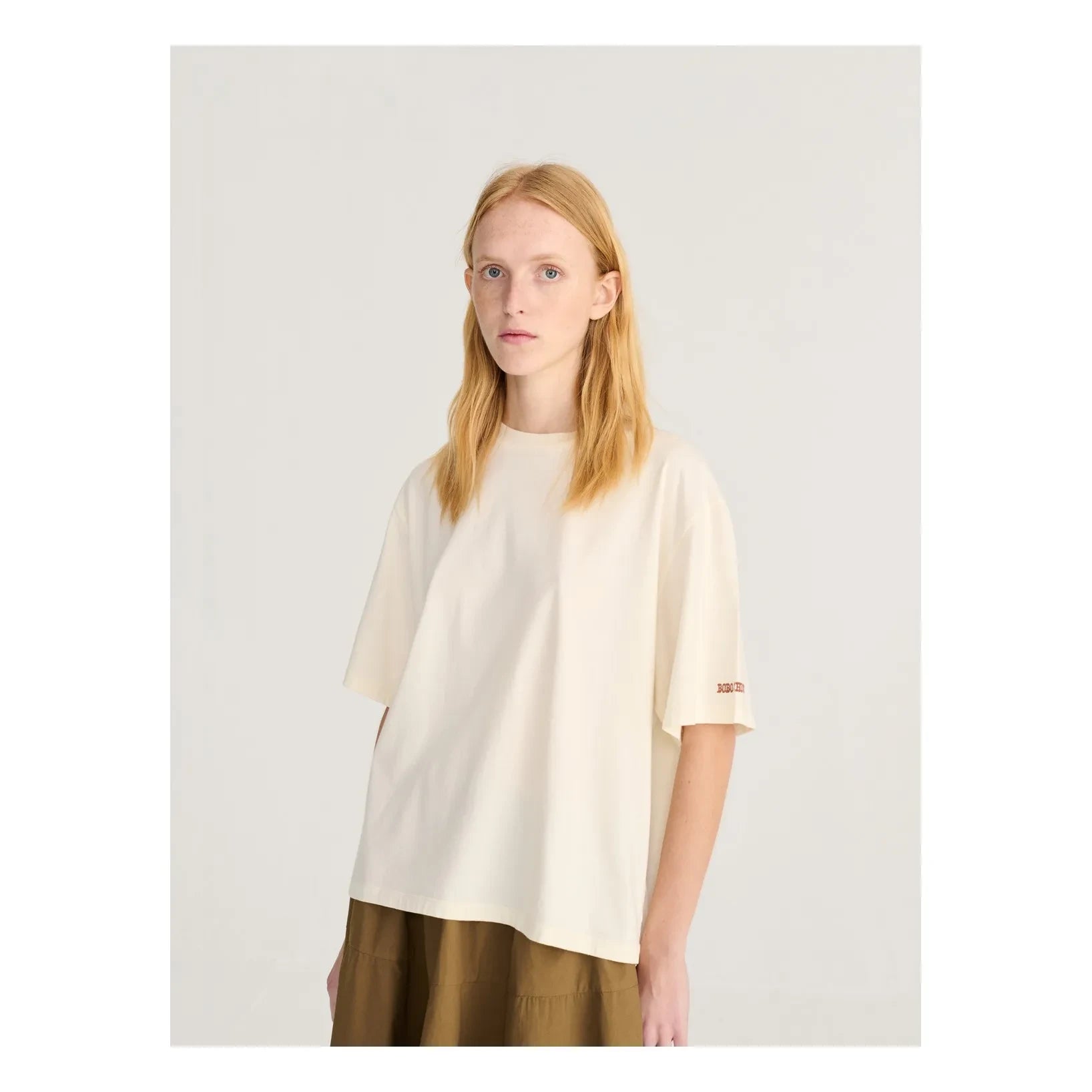 Bobo Choses - Camiseta de algodón orgánico con estampado floral oscuro | Blanca