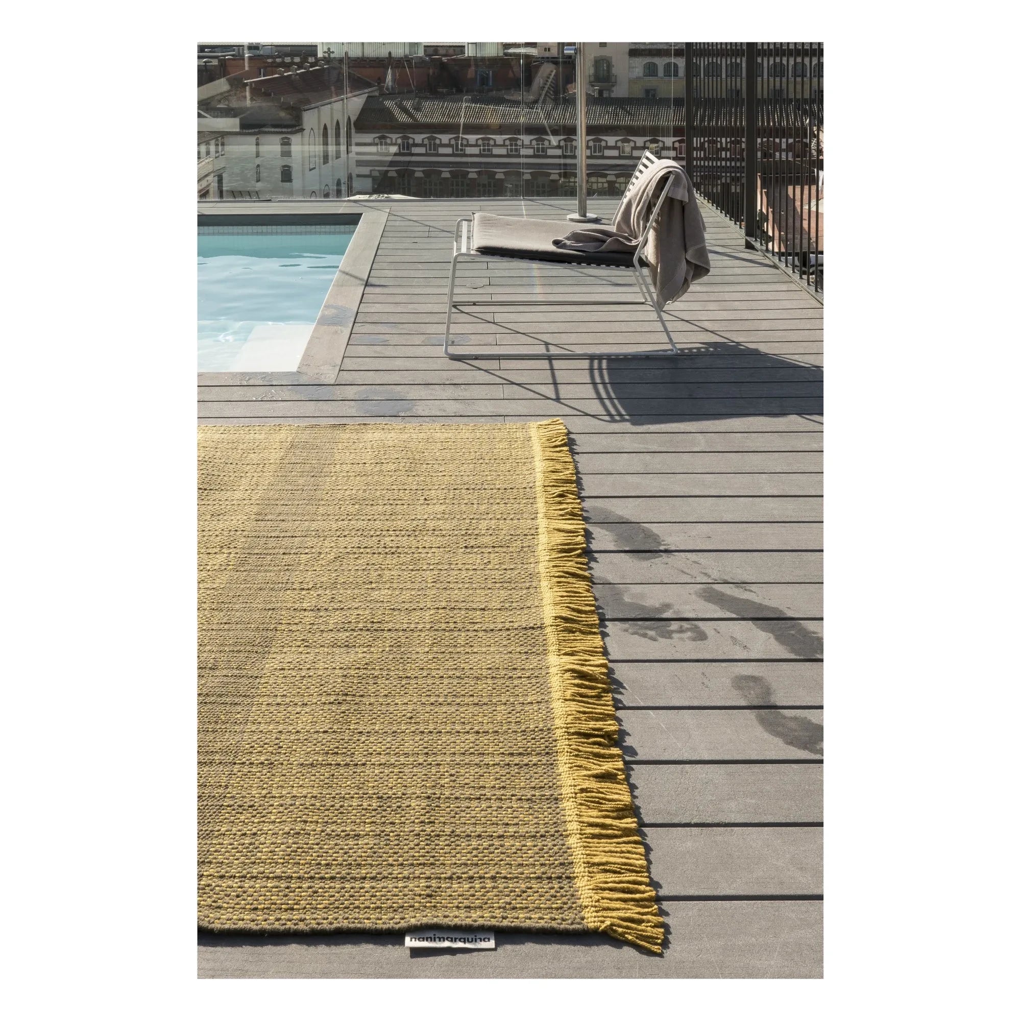 Nanimarquina - Alfombra Exterior Tres, Elisa Padrón | Oro