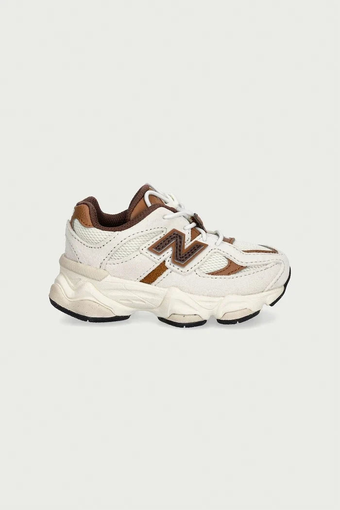 Zapatillas New Balance 9060 para niño/a