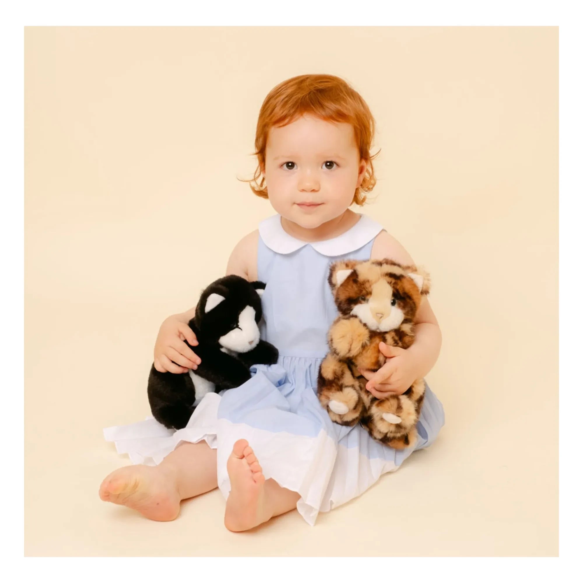 La Pelucherie - Peluche gato atigrado Gustave 25 cm | Marrón
