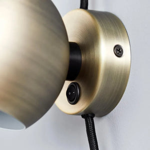 Frandsen - Aplique de pared "Ball", Benny Frandsen | Latón