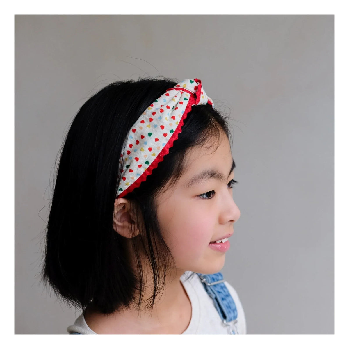 Mimi & Lula - Diadema con nudo Alice Hearts | Crema