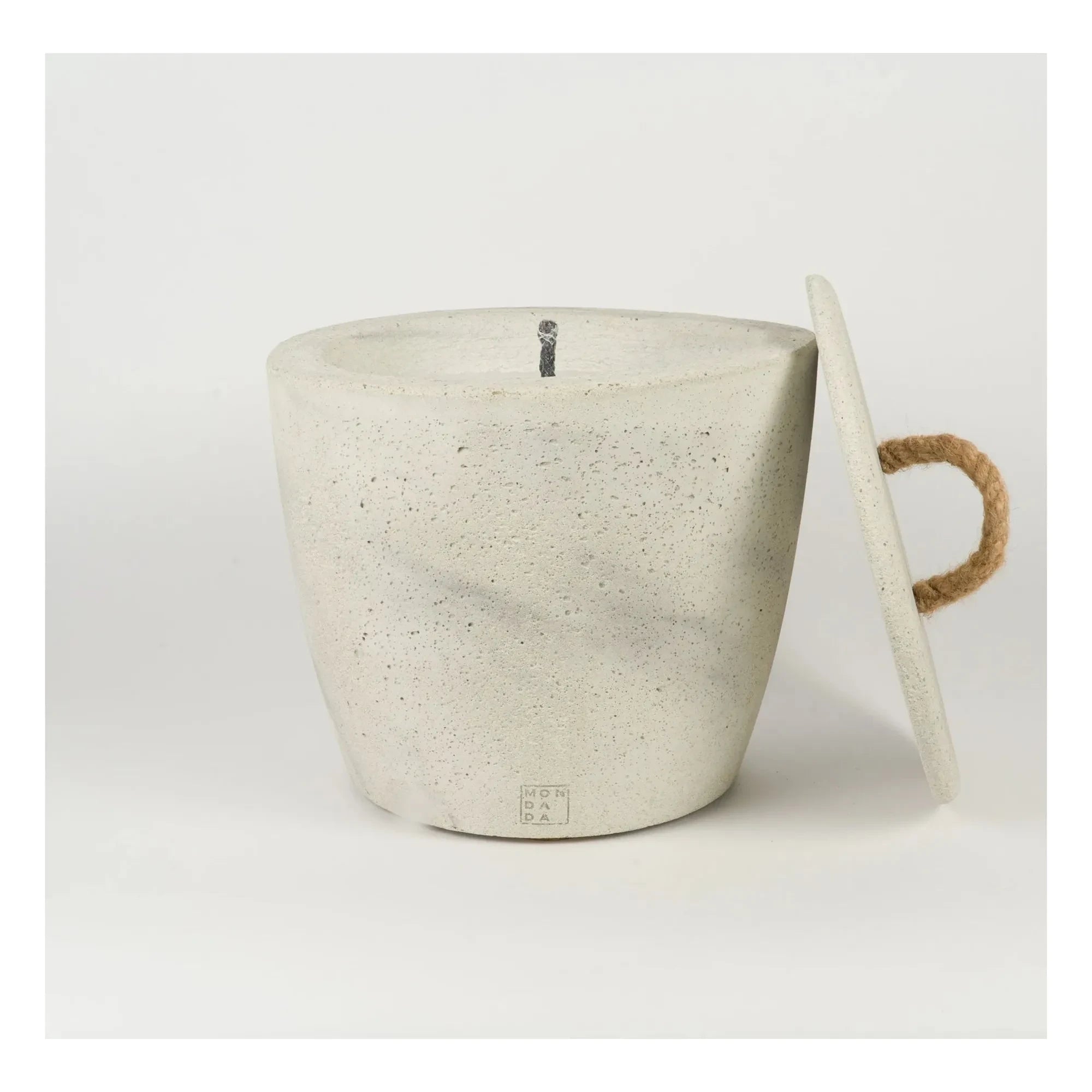 Mon Dada - Urban Garden vela de exterior, con tapa, olor neutro | Gris