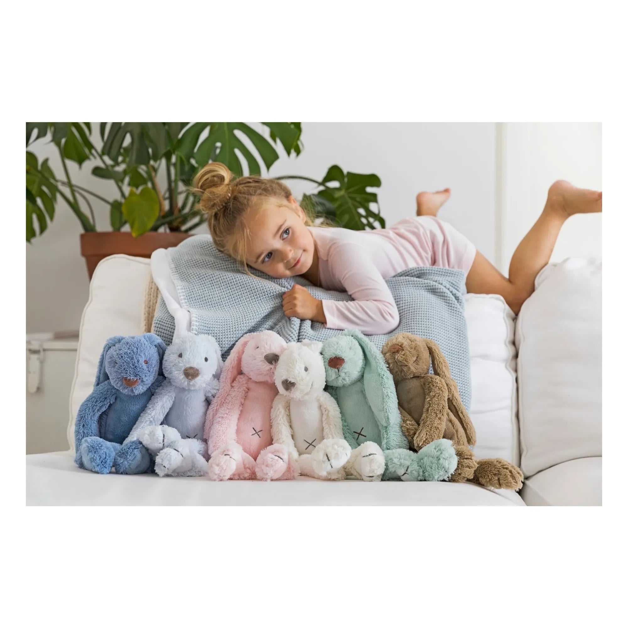 Happy Horse - Peluche Richie Bunny | Marrón oscuro