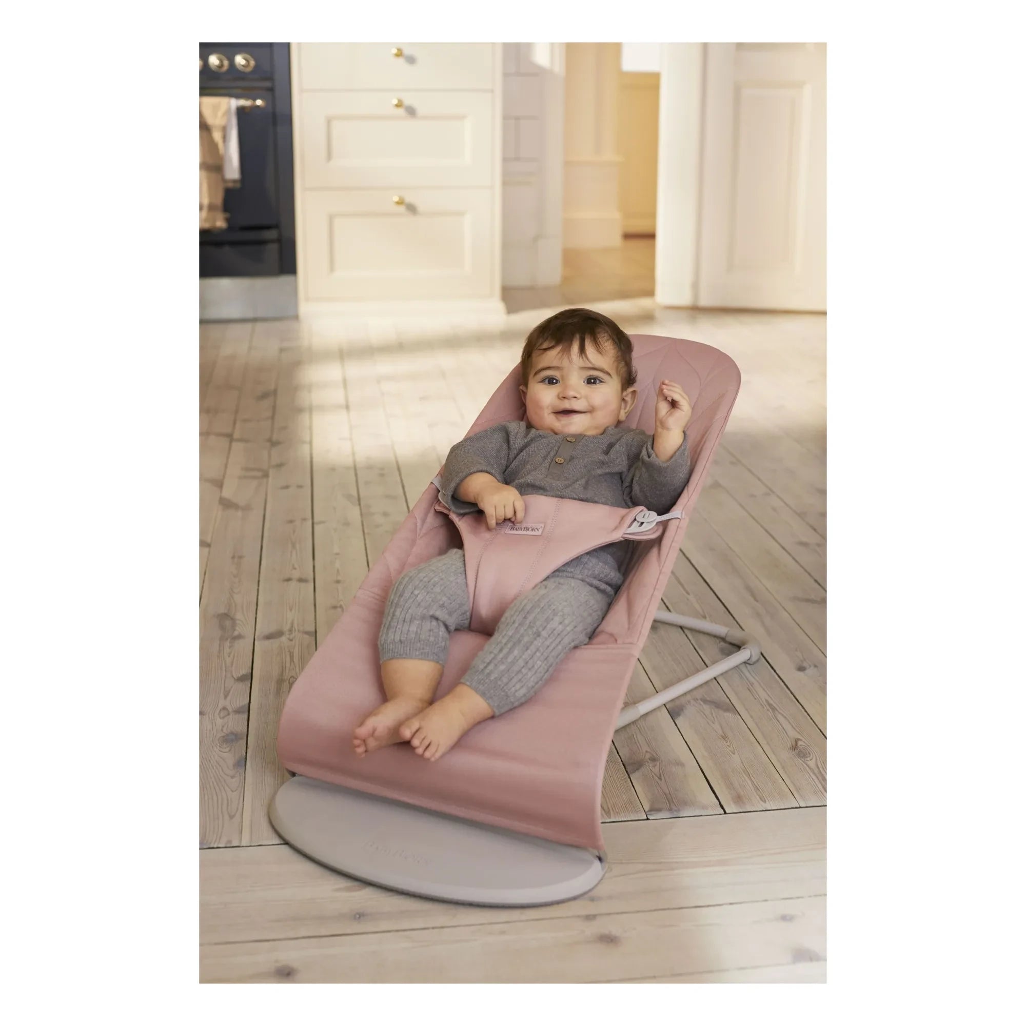 BabyBjörn - Hamaca Bliss de algodón acolchado Pétalo | Rosa