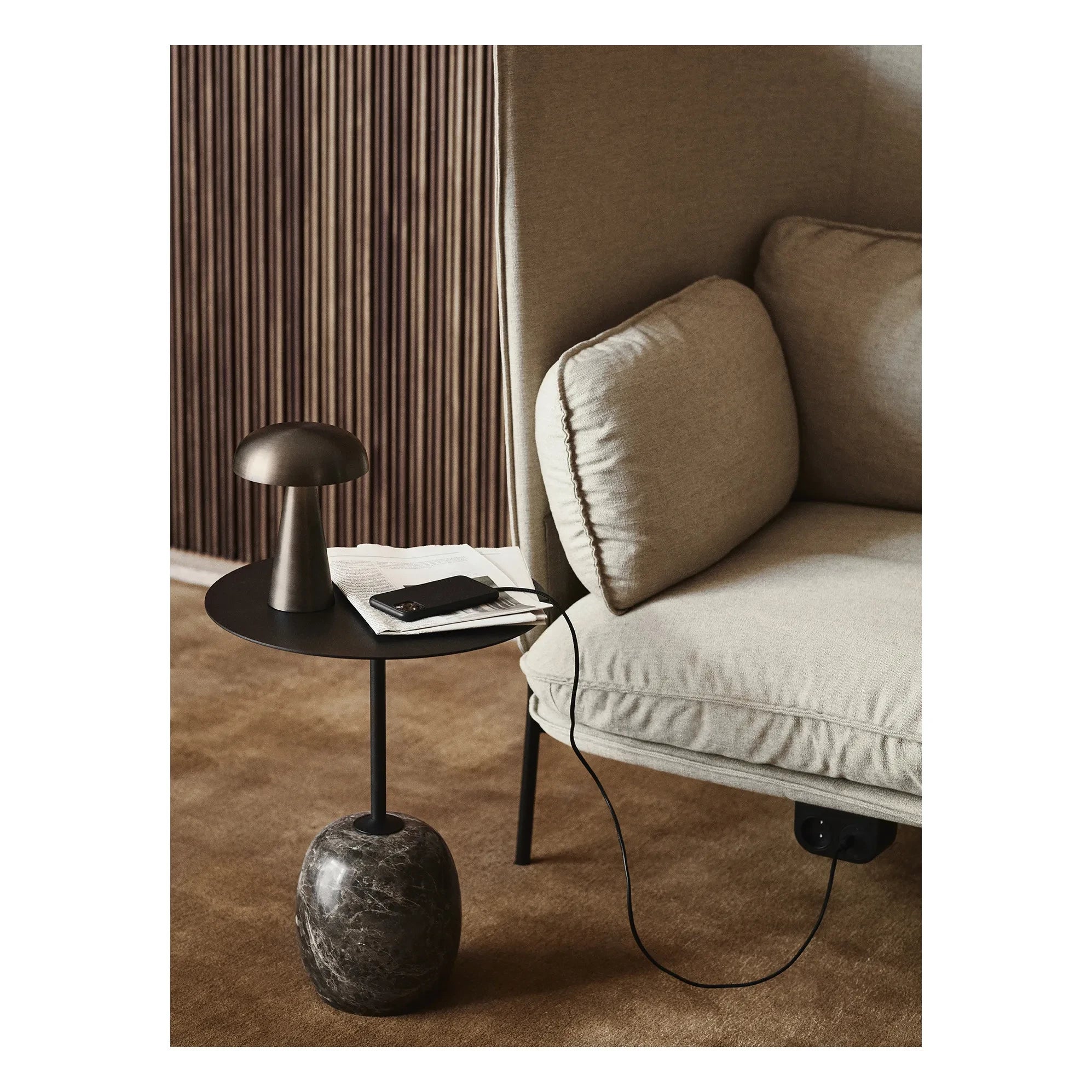& Tradición - Lámpara de mesa portátil Como | Bronce