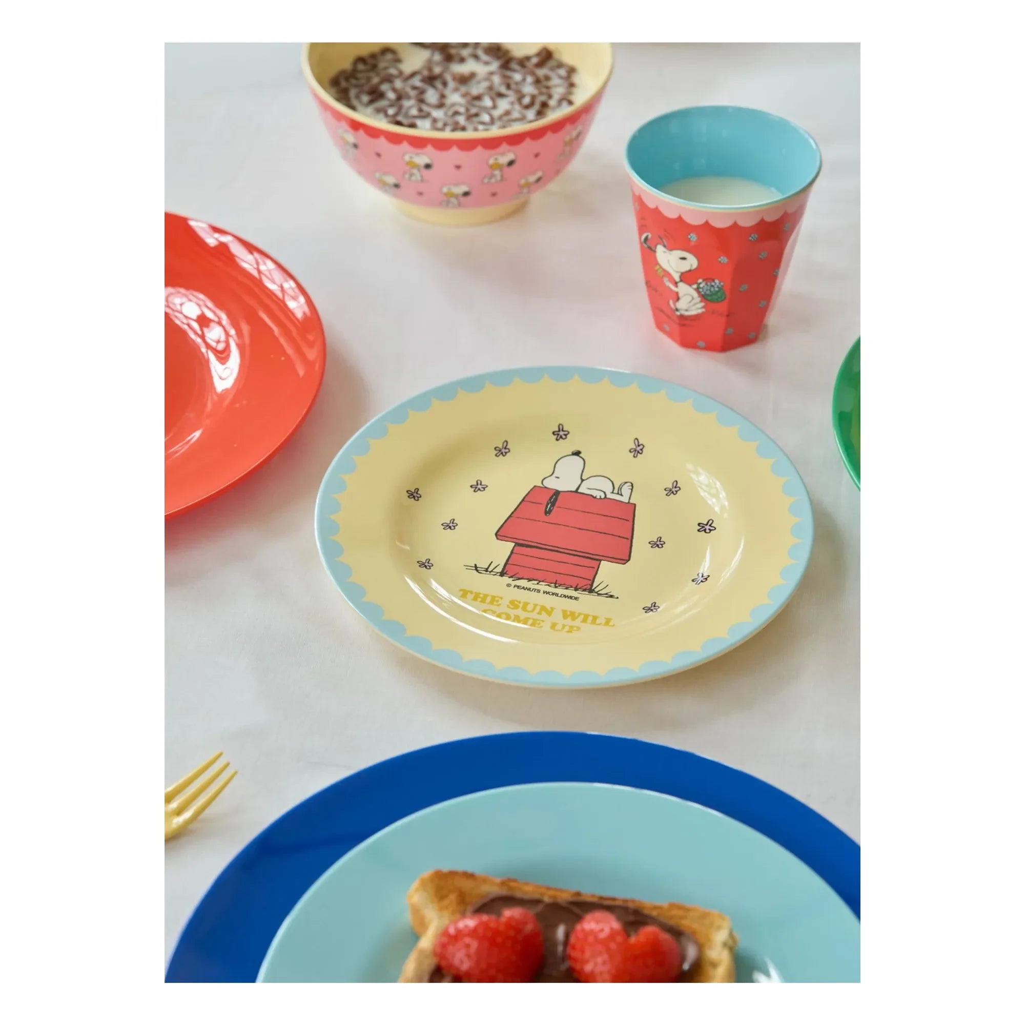 Rice - The Sun Will Come Up plato de melamina - Rice x Snoopy | Crema