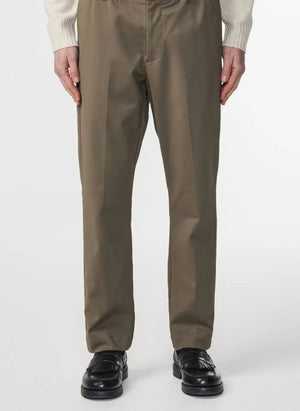 NN.07 - Pantalón Elástico Billie 1089 | Marrón Oliva