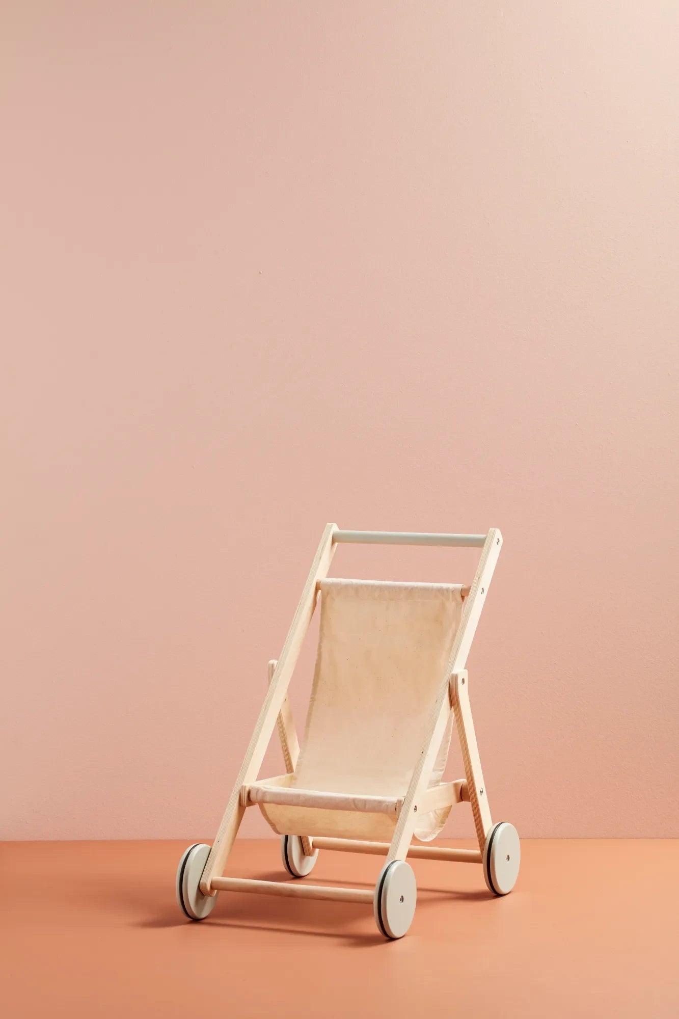 Kid's Concept - Cochecito de juguete de madera | Blanco roto
