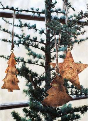 Madam Stoltz - Adornos de Navidad de Metal Reciclado - Set de 2 | Camel