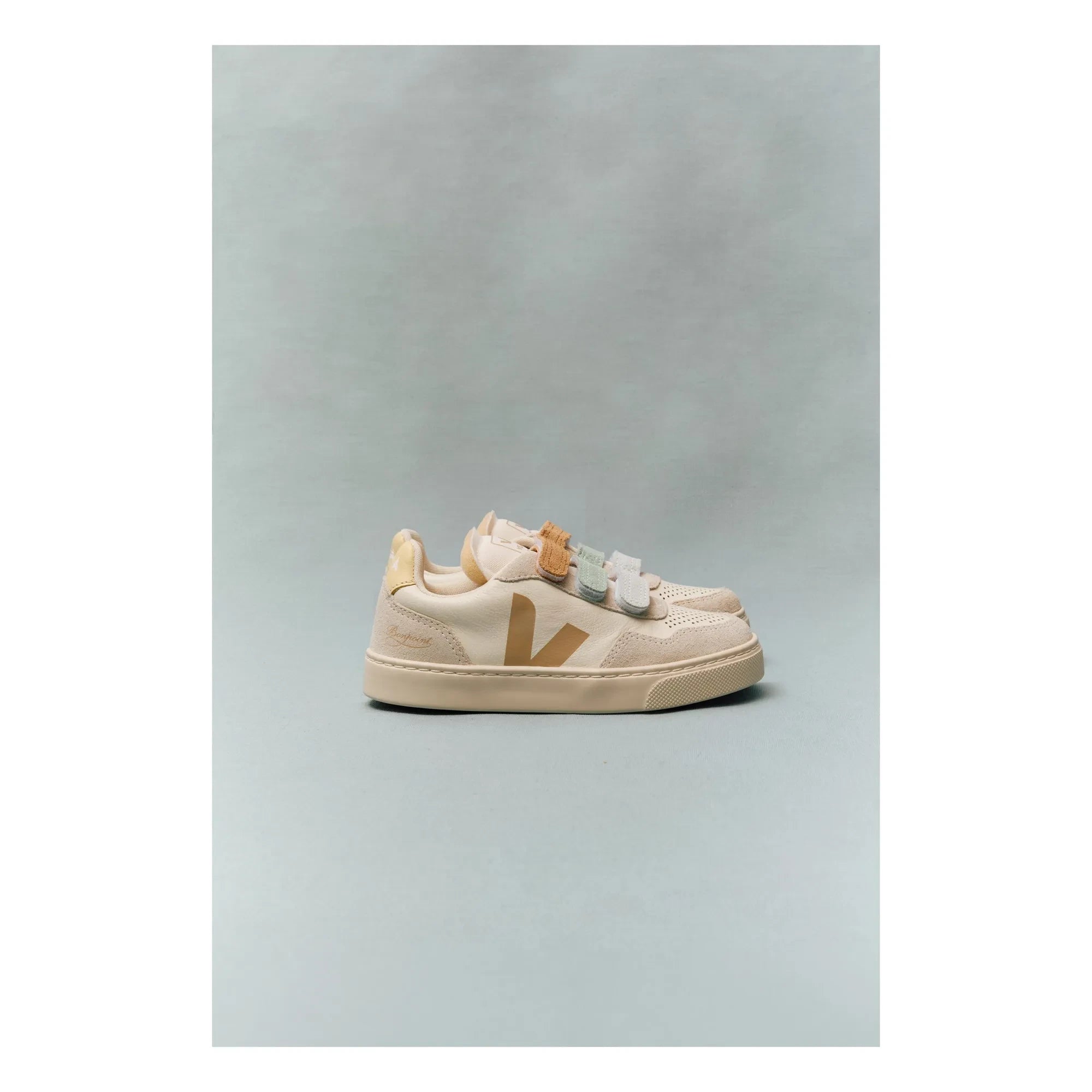 Veja - Zapatillas Veja x Bonpoint Small V-90 Deri O.T. Scratch | Gris