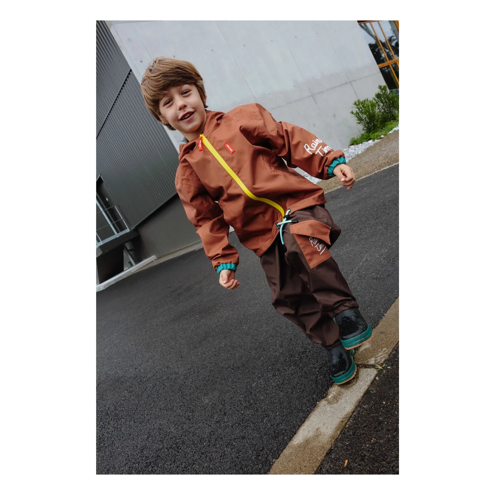 Hello Hossy - Chaqueta Impermeable | Marrón