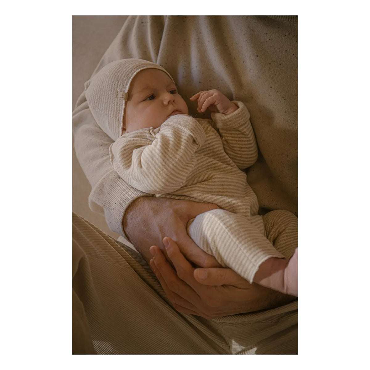1+ en la familia - Gorro de rayas Honore | Beige