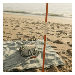 Business & Pleasure Co. - Toalla de playa perforada | Verde