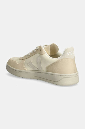 Zapatillas Veja V-10 de cuero