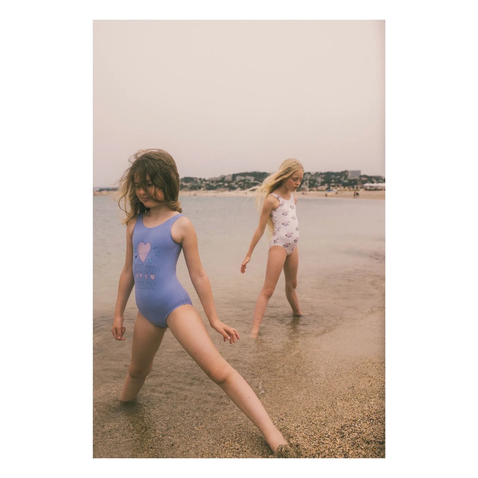 We Are Kids - Hailey Bornoz | Rosa claro