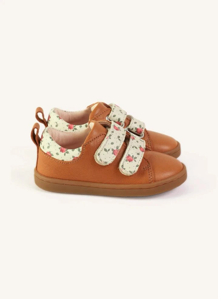 Lazare - Mahaut Zapatillas con estampado de flores | Camel
