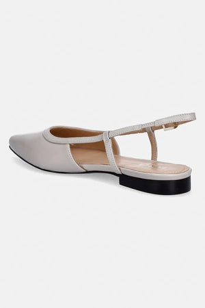 Furla Bailarina de Cuero Punta
