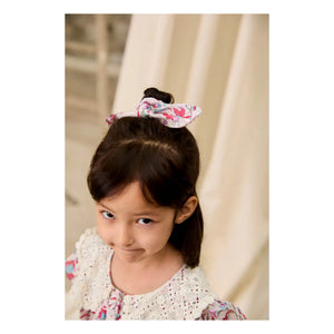 Louise Misha - Chouchou Chloe Fibras Recicladas con Estampado Floral | Crema