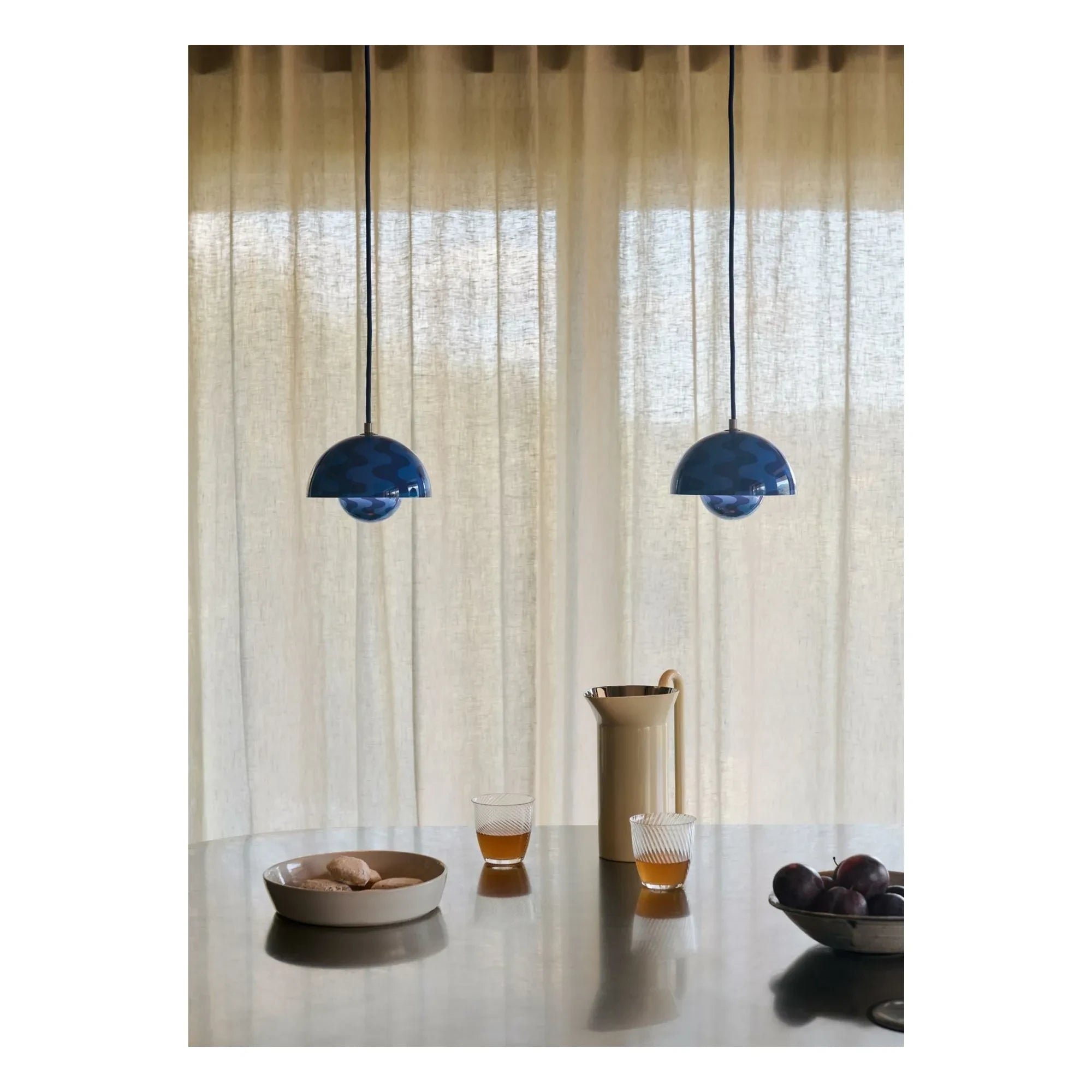 & Tradition - Lámpara colgante estampada Flowerpot VP10, Verner Panton | Kobalt