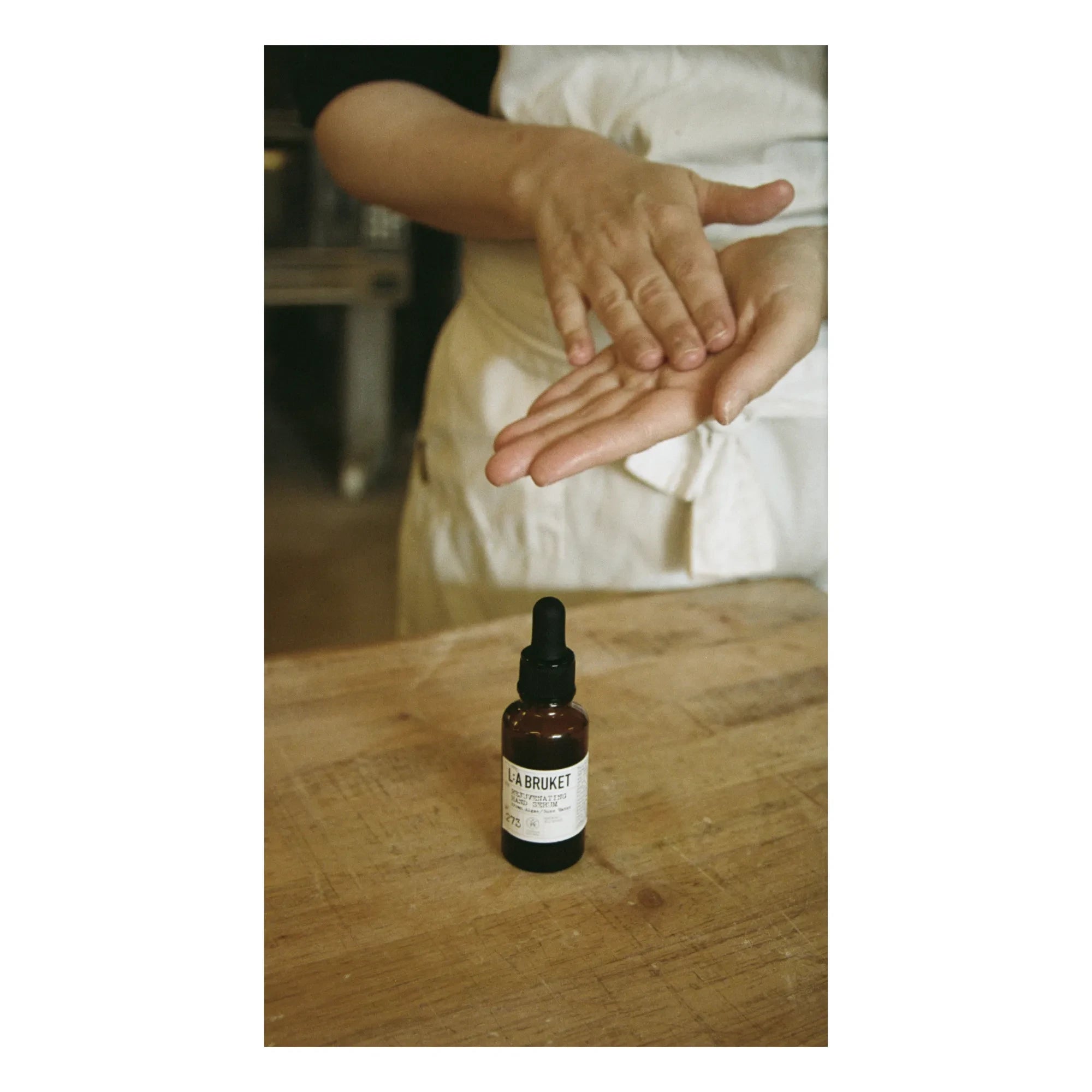 L:A BRUKET - Sérum Revitalizante de Manos - 30 ml