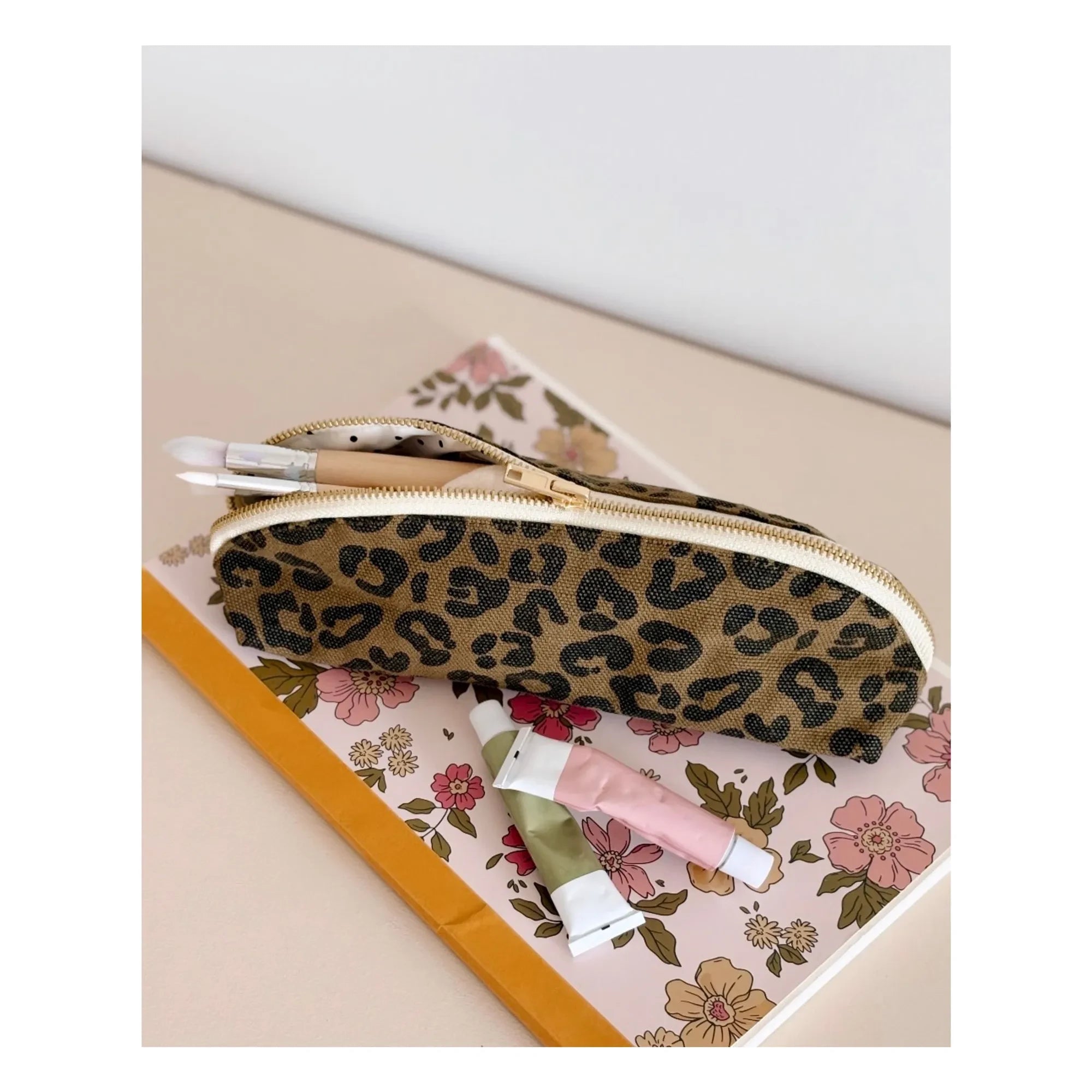 Rose in April - Estuche Gaston Graou | Caramelo