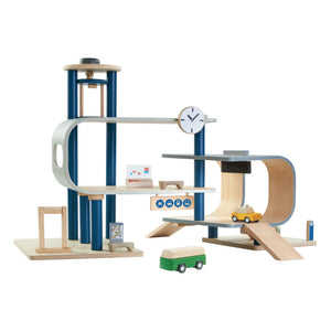Plan Toys - Juguete Estación de Tren de Madera