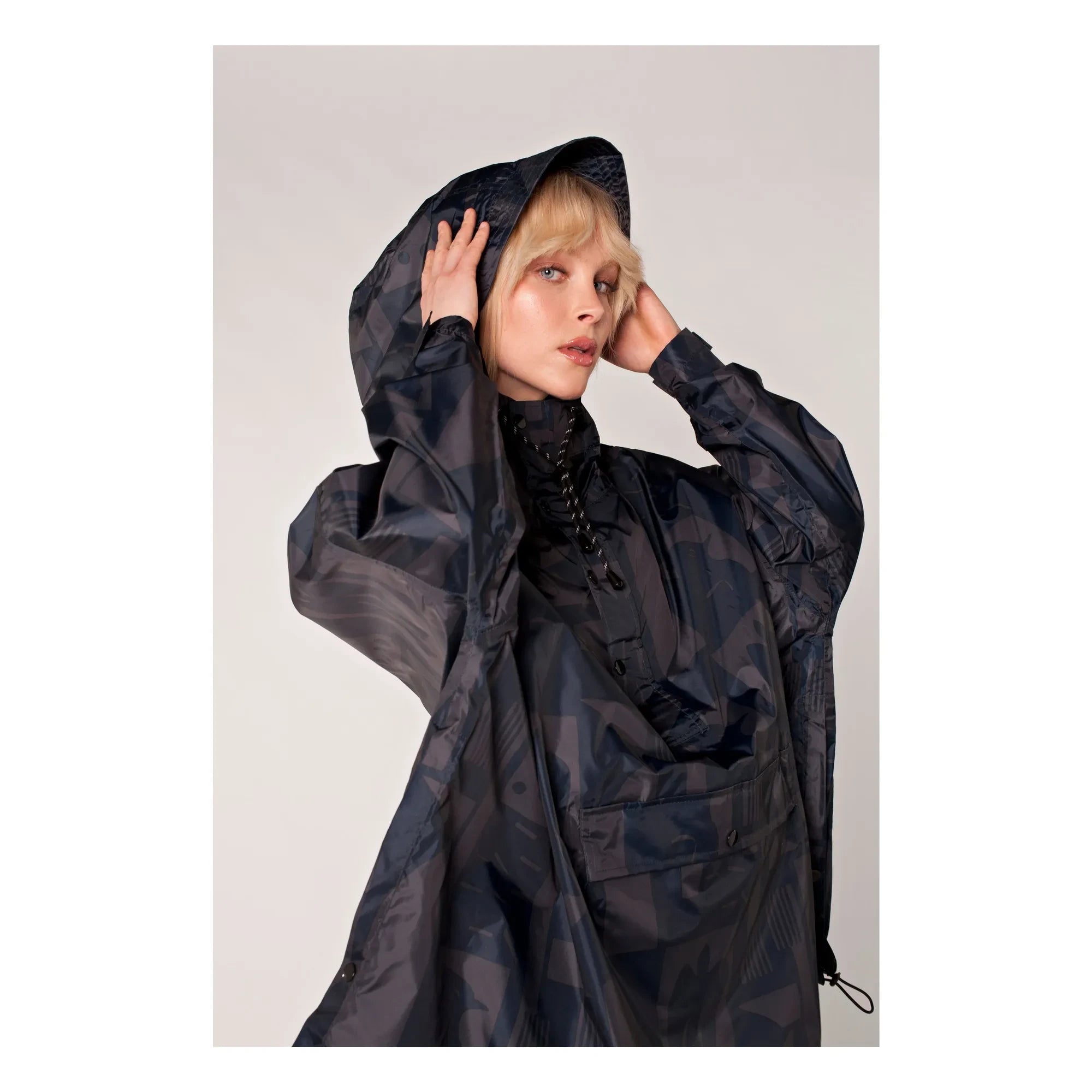 Rainkiss - Cortavientos impermeable Back to Black | Negro