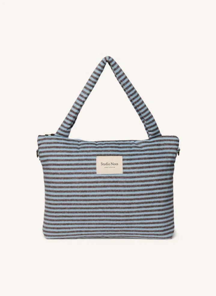Studio Noos - Bolsa de cuidado para bebé de lana a rayas | Azul claro