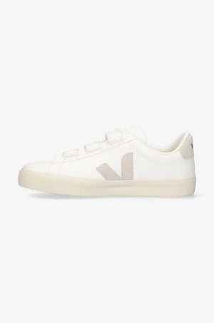 Zapatillas deportivas de cuero con logo de Veja Recife