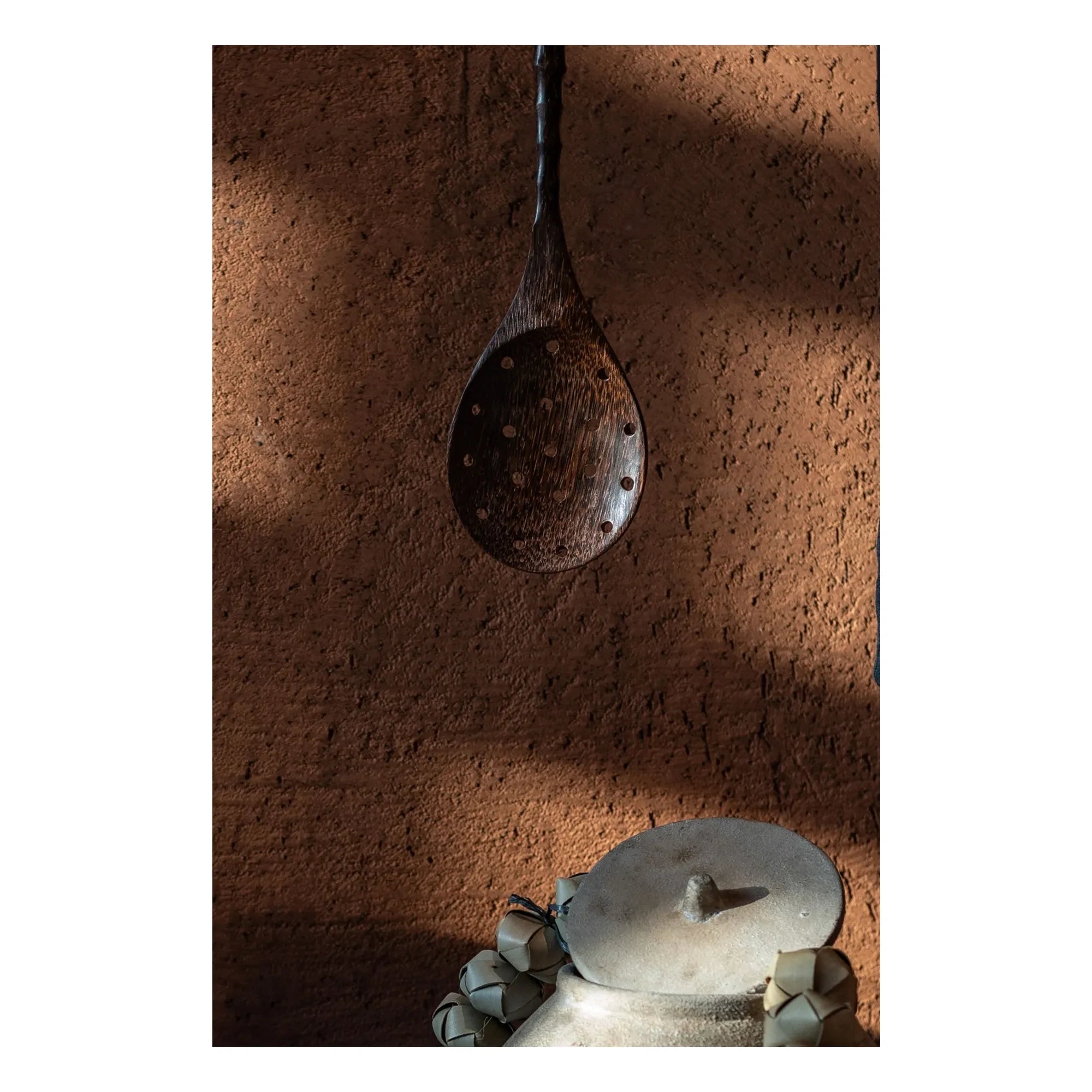 Woodmata - Cuchara colador de coco | Teca