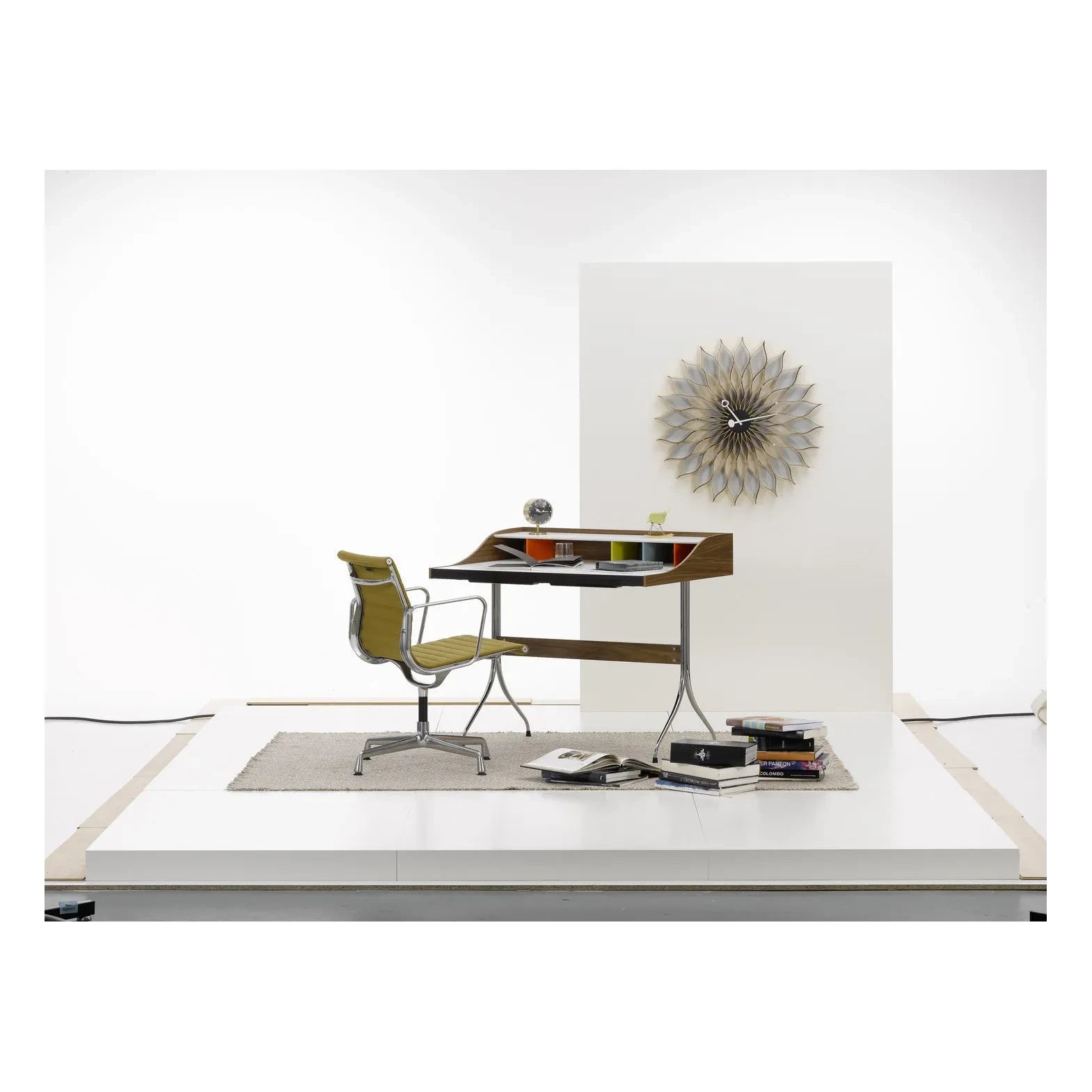 Vitra - Mesa de hogar - George Nelson, 1958 | Nogal