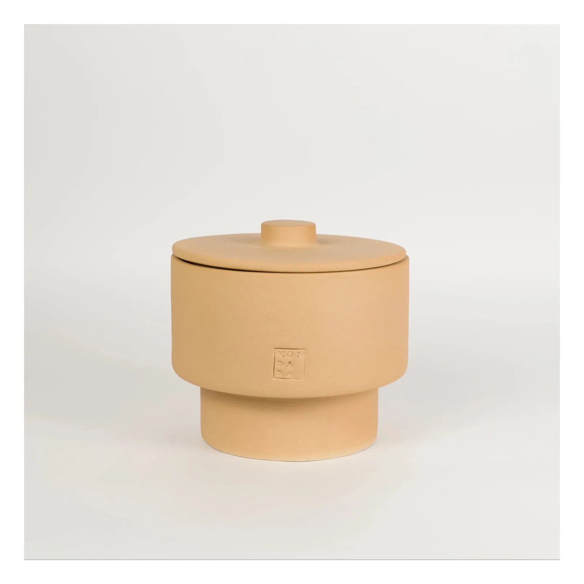 Mon Dada - Vela de exterior con tapa, aroma neutro June Ibiza Three | Terracota