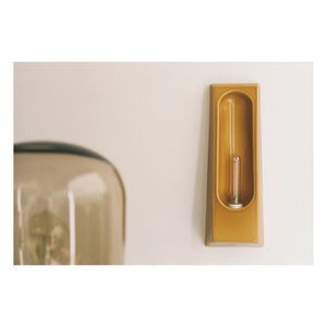 Violaine d'Harcourt - Aplique de pared Applause | Ocre