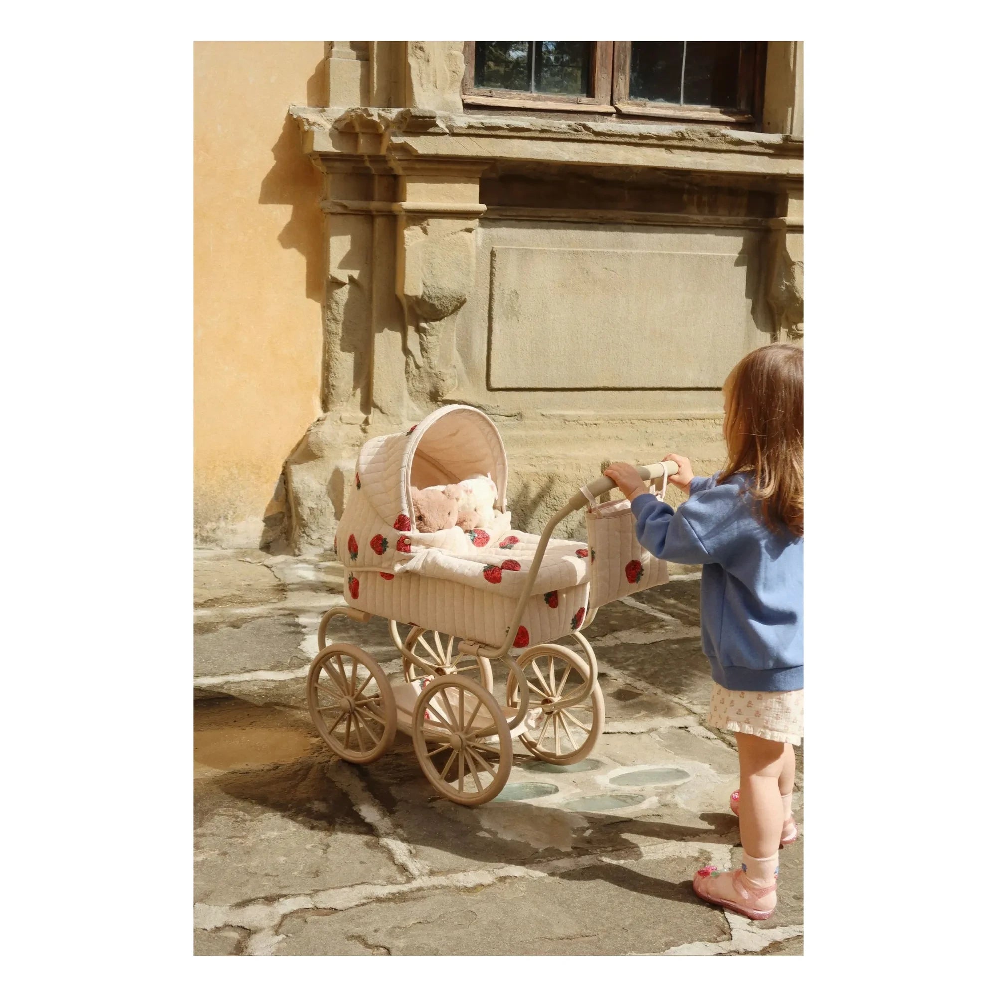 Konges Sløjd - Cochecito Minnie Strawberry | Beige