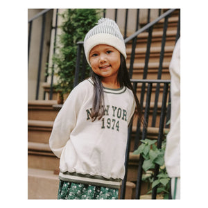 Rylee + Cru - Sudadera Raglán New York Mini | Crudo