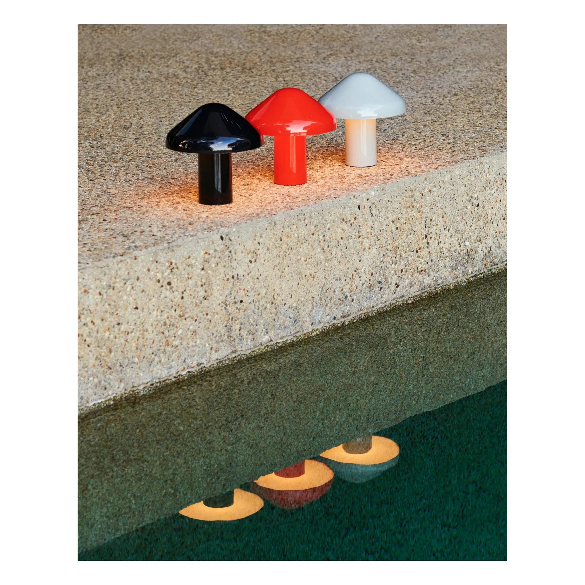 Lámpara de mesa portátil Hay - Pao | Roja