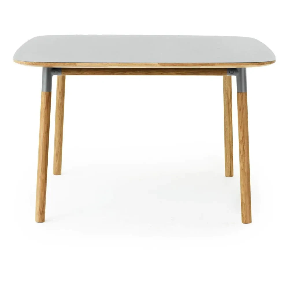 Normann Copenhagen - Mesa Form Cuadrada 120x120 cm | Gris