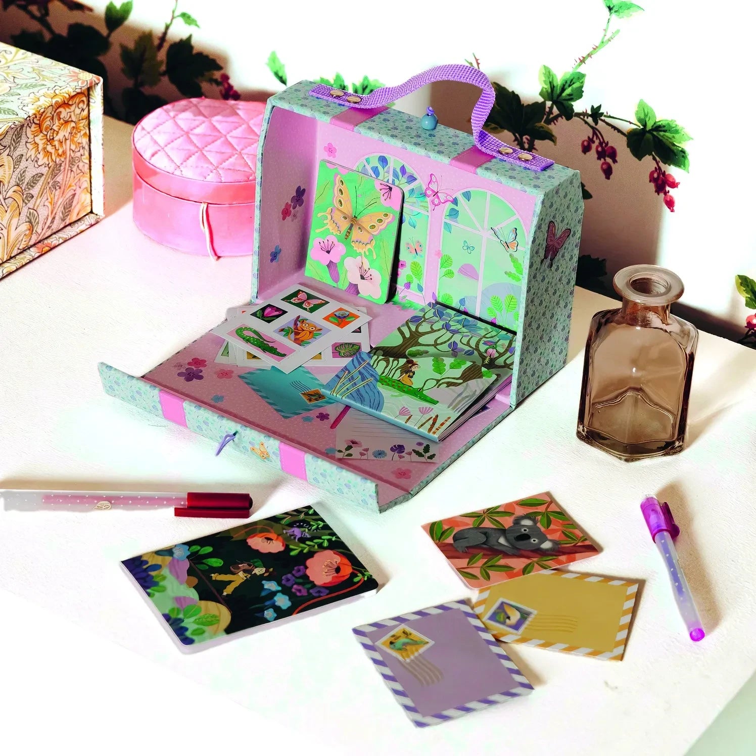 Djeco - Marie Caja de Papelería
