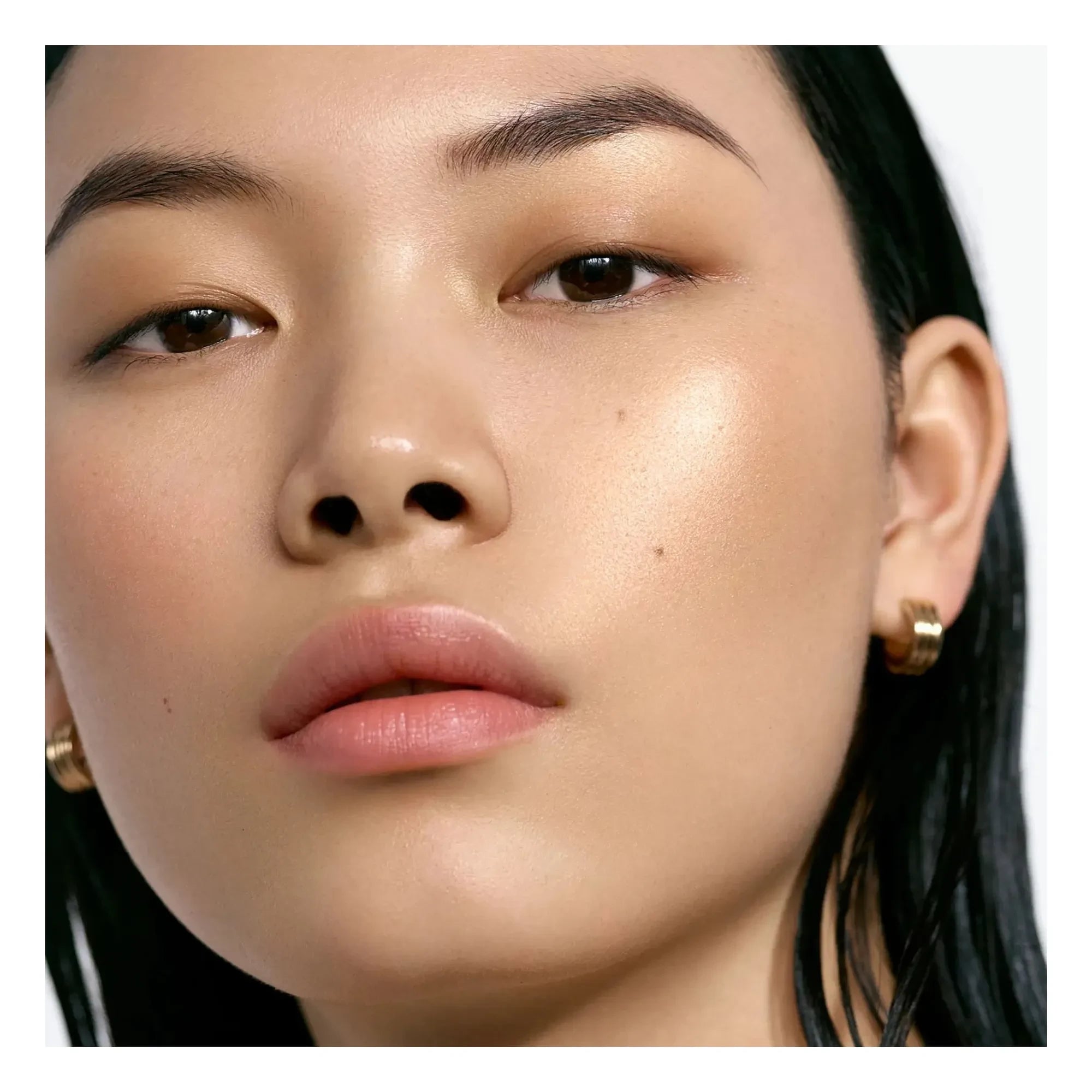 Rose Inc - Crema hidratante iluminadora recargable Solar Radiance | Prismatic