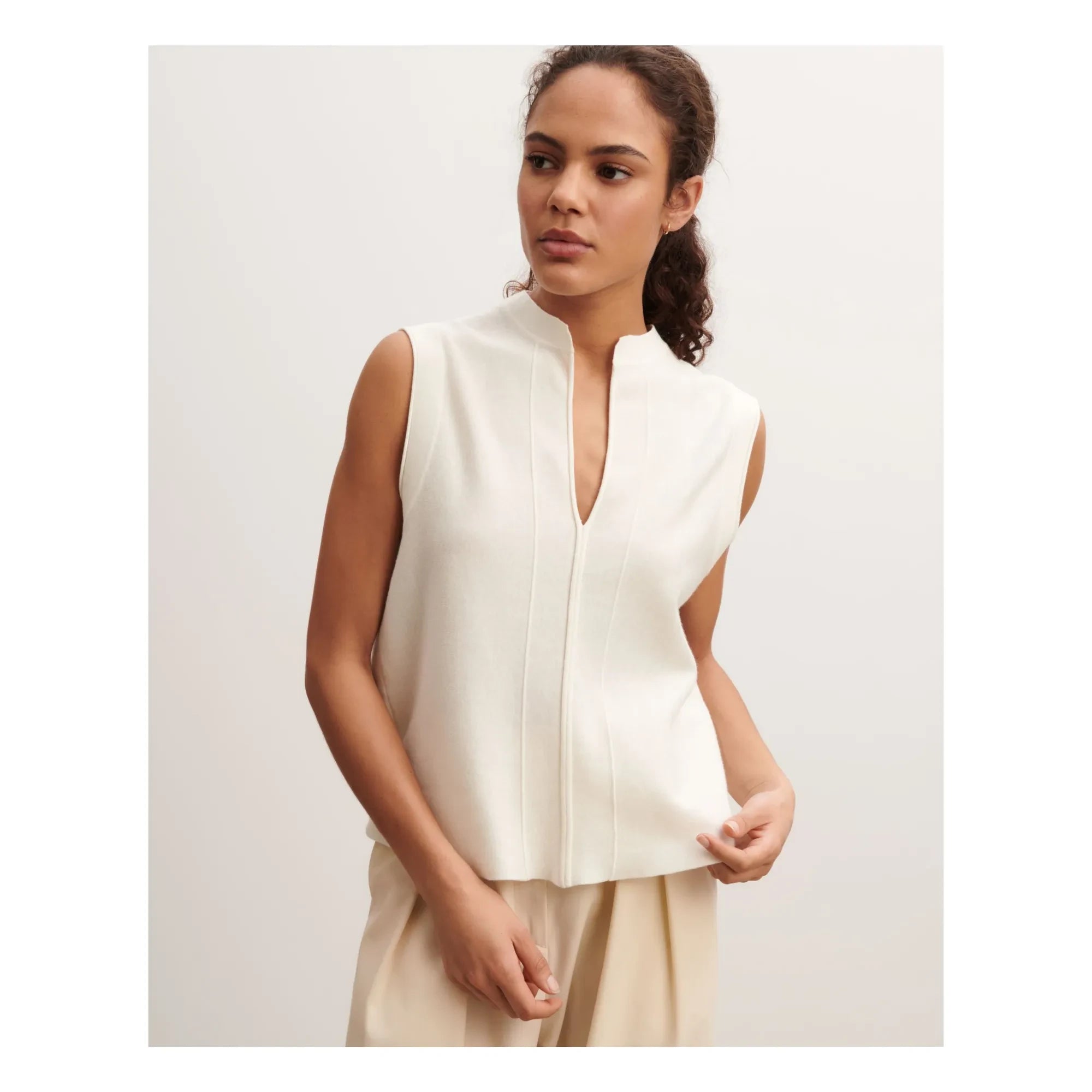 Bompard - Camiseta de cuello tunecino minimalista de algodón y cachemira | Natural