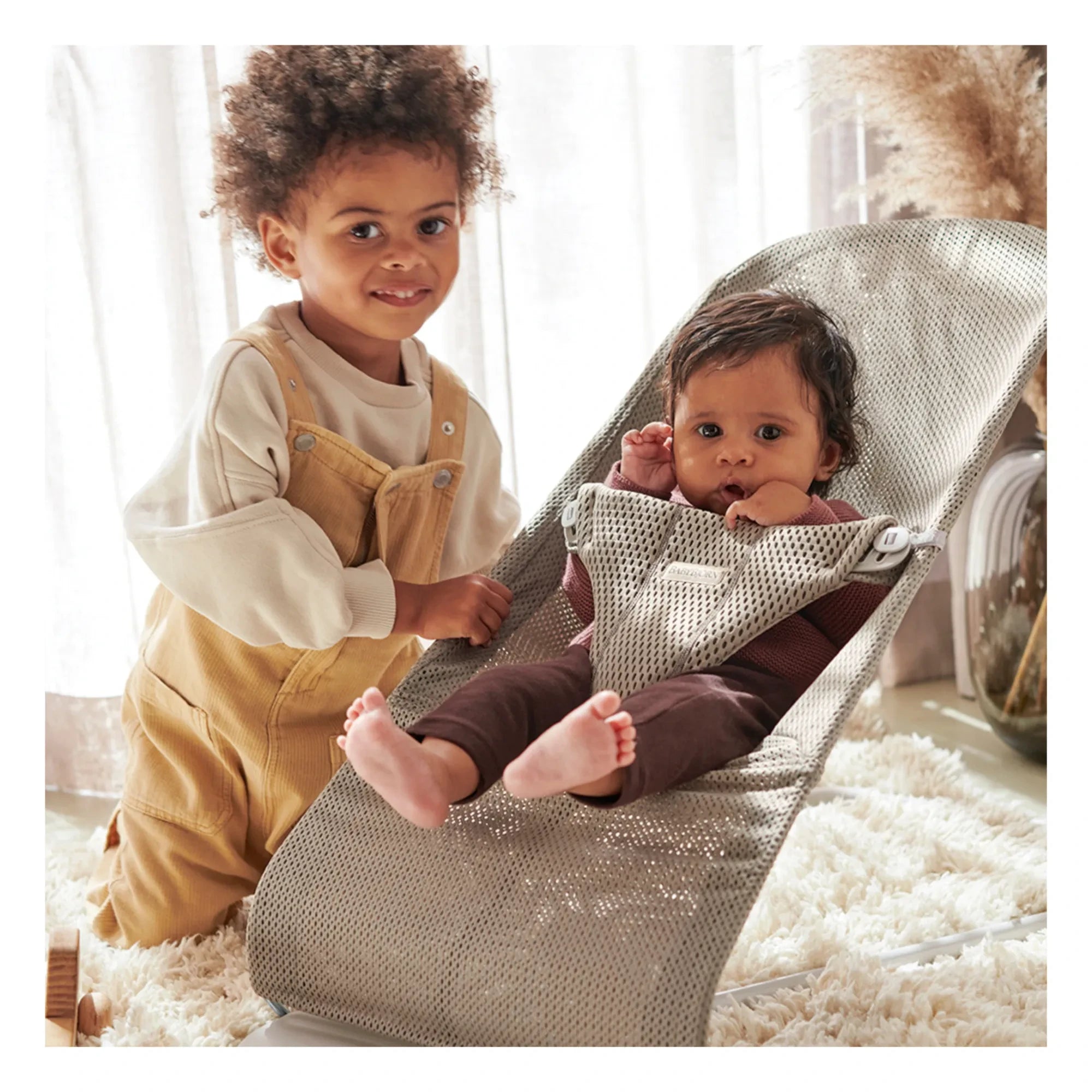BabyBjörn - Hamaca ergonómica Bliss de malla transpirable | Beige